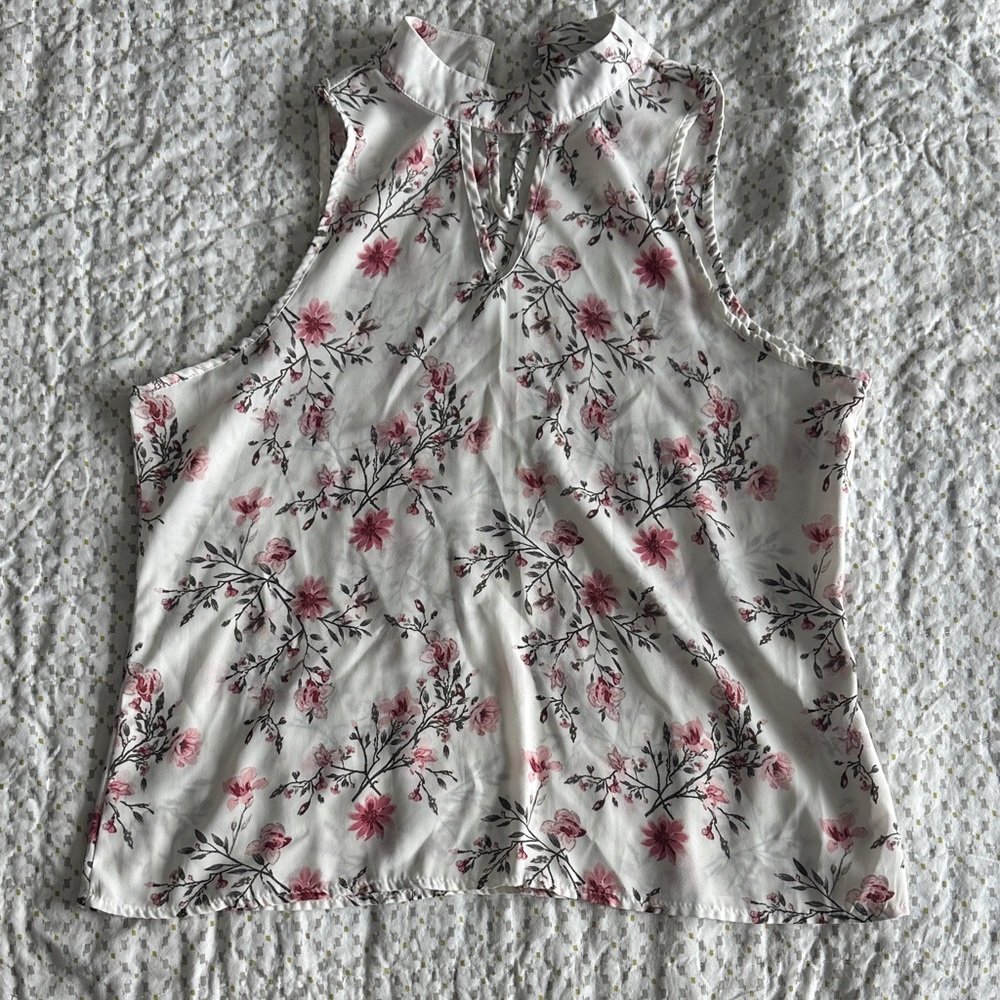 Rue21 Floral High-Neck Blouse - White and Pink